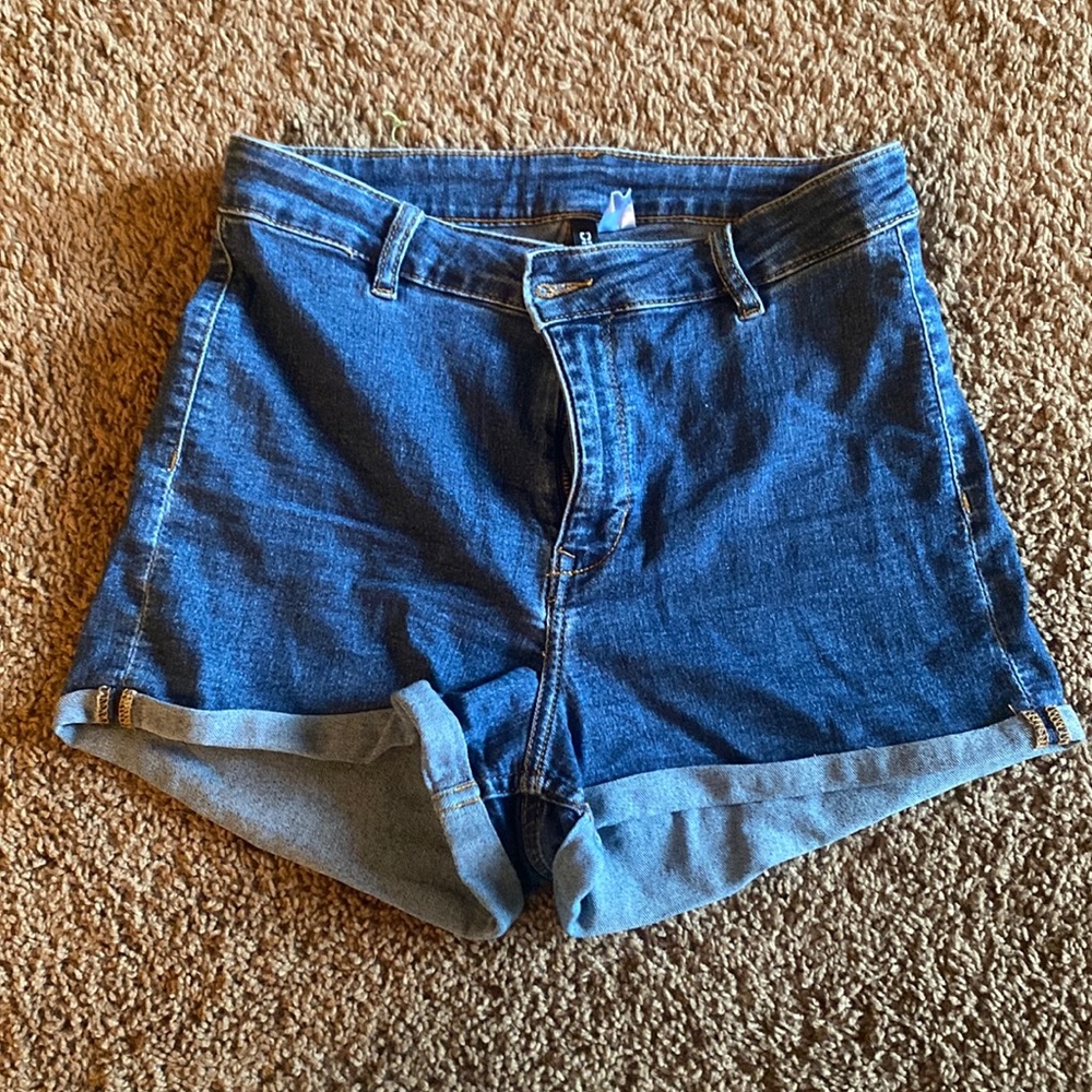 H&M Super Stretch High Waisted Jean Shorts Size 12